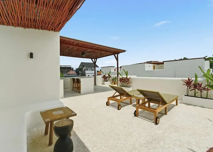 Nusa Loft 3br With Rooftop Space In