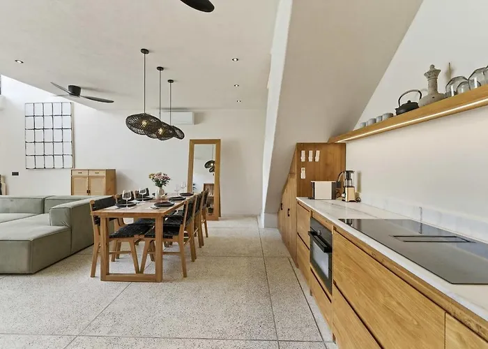 Villa Nusa Loft 3br With Rooftop Space In *