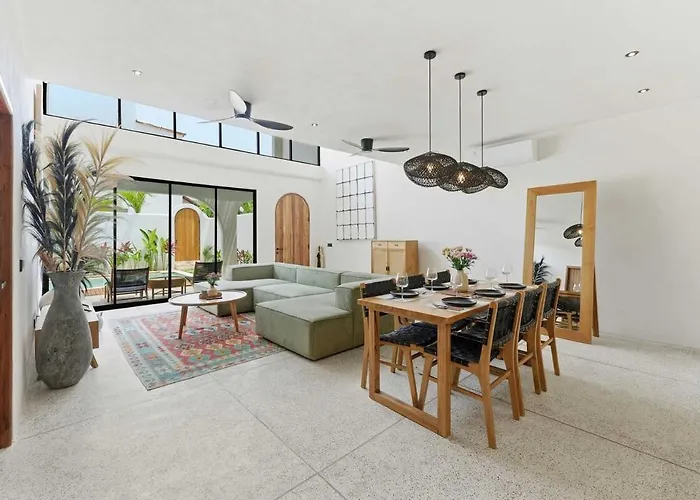 Nusa Loft 3br With Rooftop Space In ヴィラ *