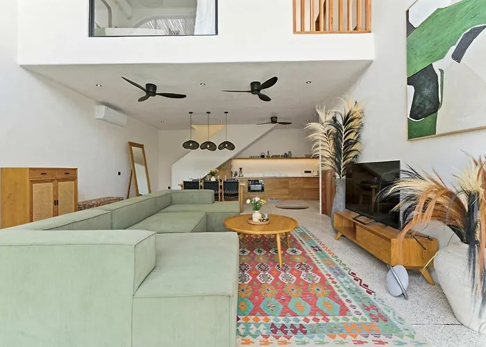 ヴィラ Nusa Loft 3br With Rooftop Space In *
